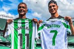 3000万镑豪赌“圆规”救急？巴萨盯上曼联弃将，20万周薪成西甲逆袭关键