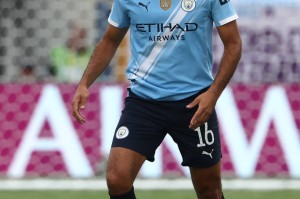 Toni Kroos力挺Rodri：皇马心仪的“曼城中场大脑”