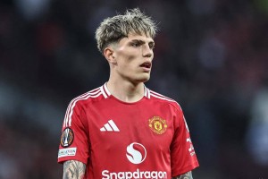 互不制约加速购买：世俱杯冠军全力追逐加纳乔，新指挥官即将加盟