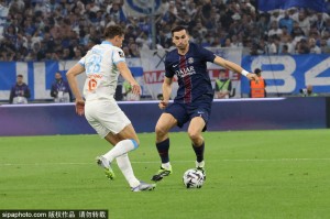 法甲-登贝莱缺阵门将送礼 巴黎0-1马赛遭遇赛季首败