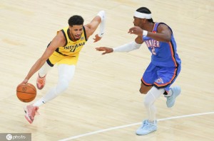 步行者运营总裁：哈里伯顿将缺席新赛季所有比赛