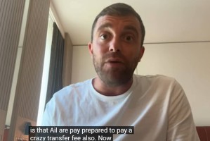 爆了！罗马诺：新月愿匹配曼联和B费的任何数字，阿莫林不肯卖B费