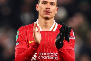 那不勒斯锁定努涅斯为2025赛季锋线头号目标，全力推进球员转会谈判