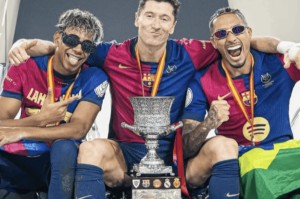 西甲最佳阵容出炉：姆巴佩领衔！巴萨4大巨星入选，维尼修斯无缘