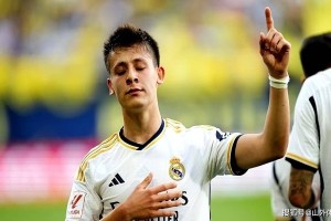 6000万欧！皇马改造19岁新星打中场，快速增重出战欧冠风险几何？